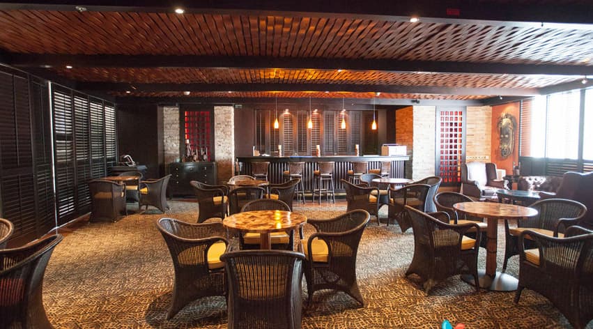 Tiki Bar 2