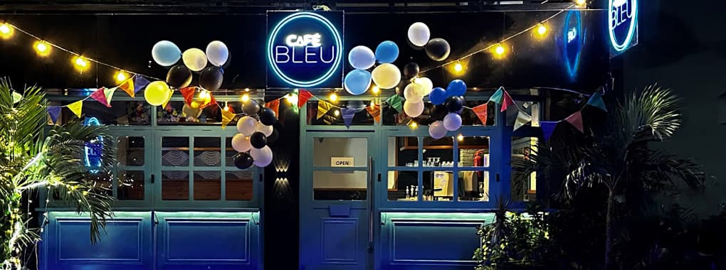 Cafe Bleu 2